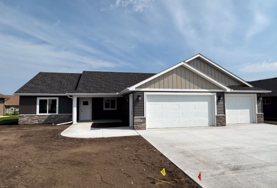 6556308 1690 Hurst Castle Road