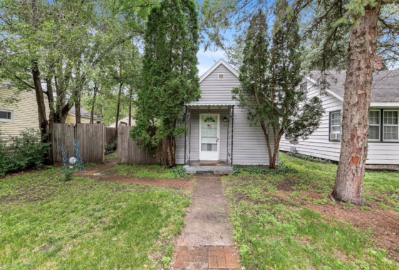 6556433 144 35th Avenue N