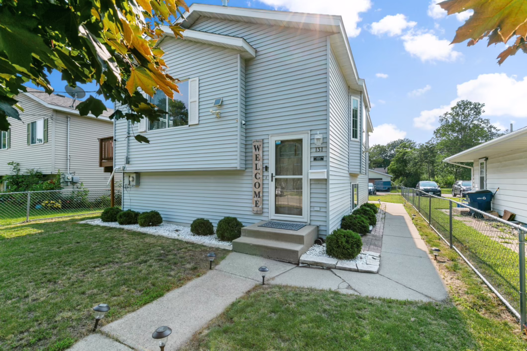 6575382 131 29th Avenue N