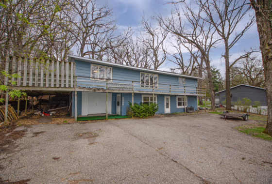 6714084 2008 N Benton Drive