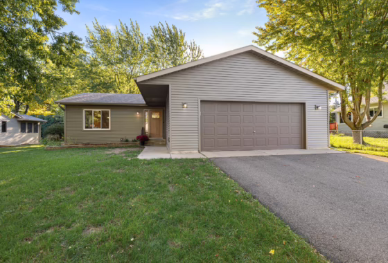 7148393 517 8th Avenue N
